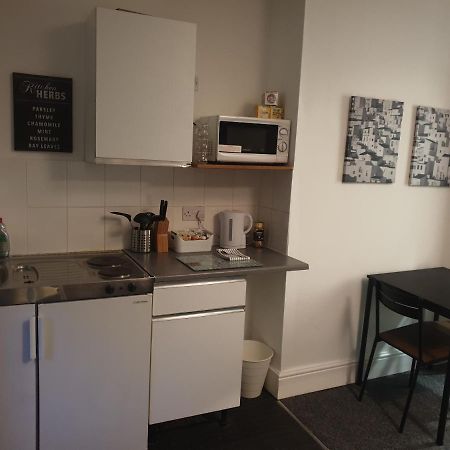 Coventry Studio Apartment Luaran gambar